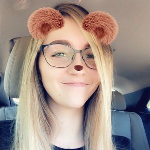 Meet your Posher, Alexus